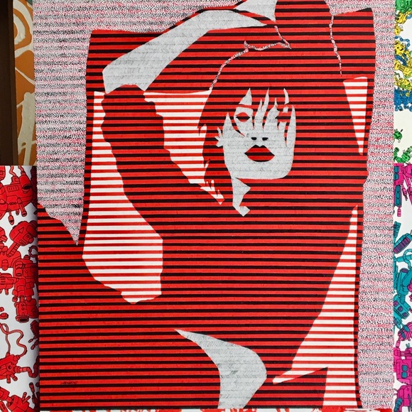 Meet your Posher, Cassandra - Picture 3 of 3